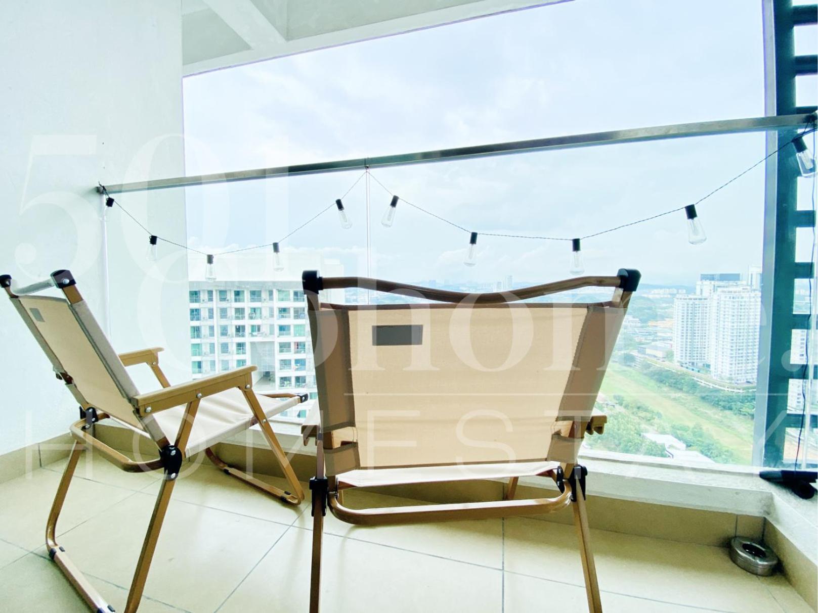 - Netflix - - Wifi * Cyberjaya